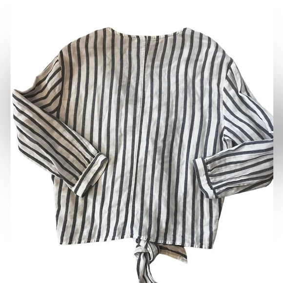 Three dots from Nordstrom size XS striped tie front button up blouse - Picture 6 of 6